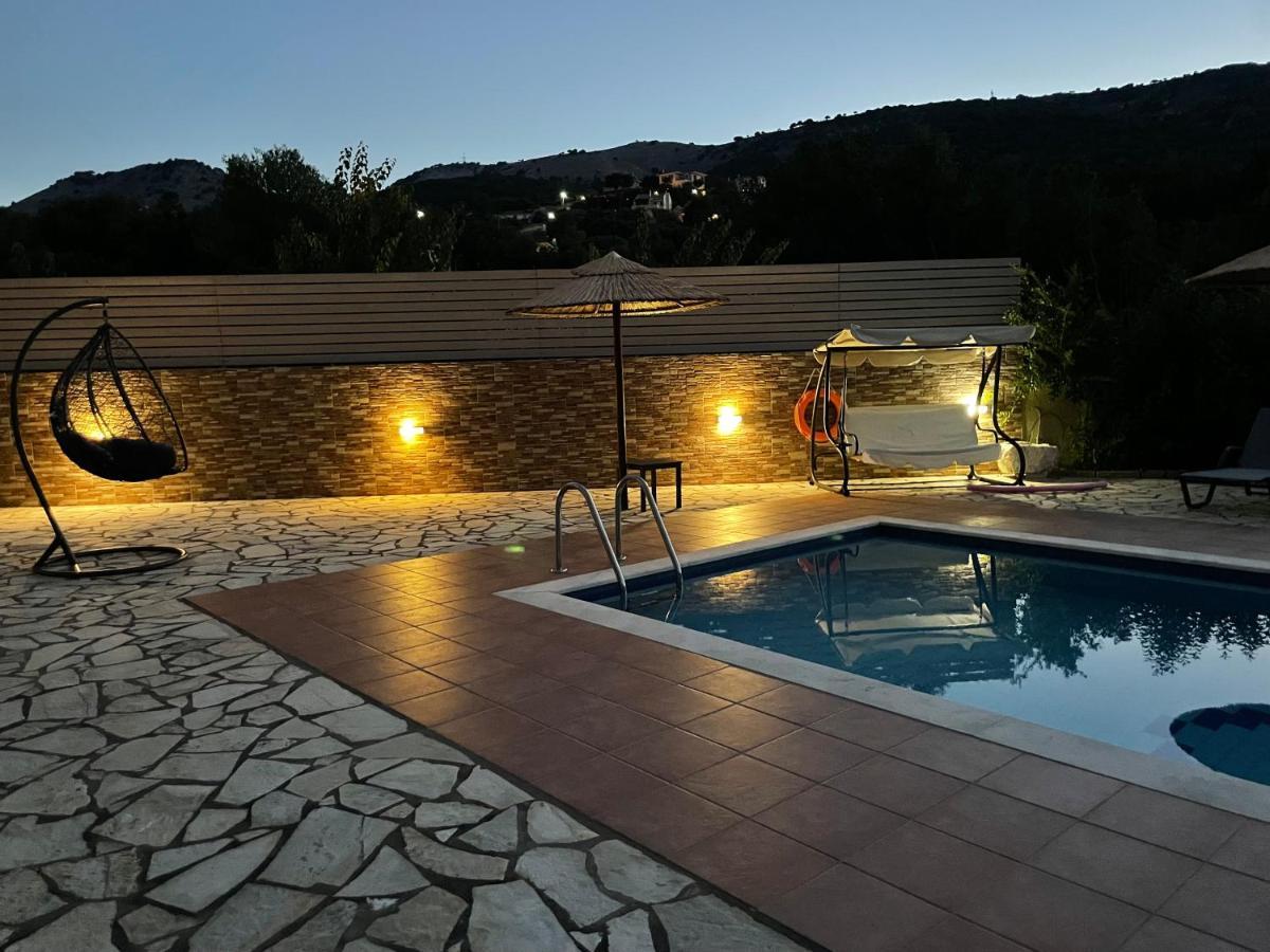 "Villa Andreas" Agia Efimia ภายนอก รูปภาพ